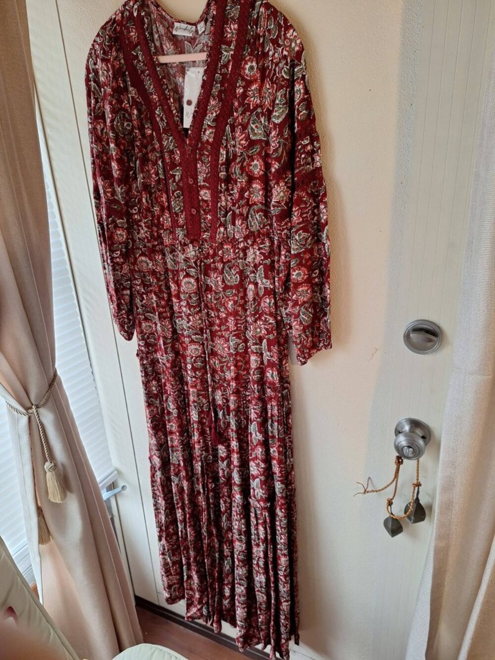 Wonderly Red Maroon floral Bohemian Maxi Dress Size S NWT New with tags
